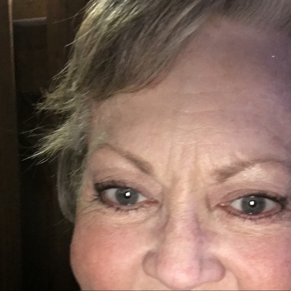 Meet your Posher, Linda